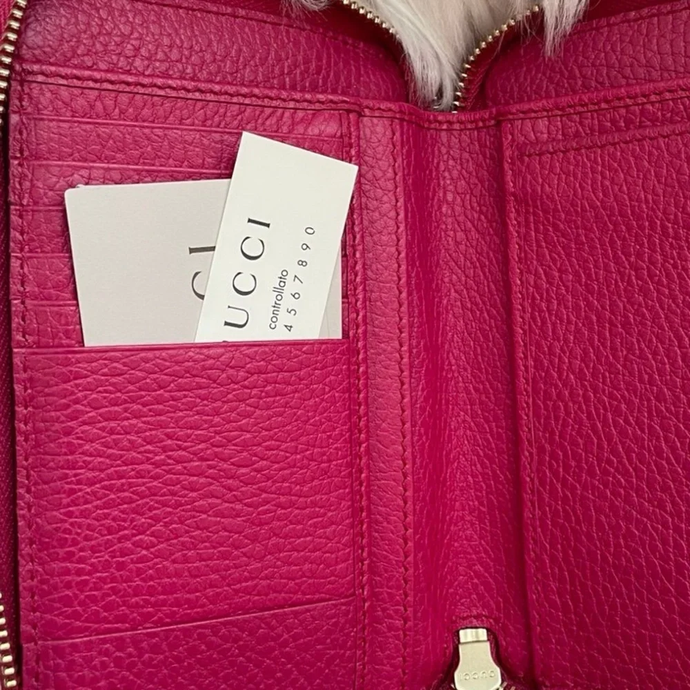 GUCCI💥
Fuchsia Leather Zip Wallet - Picture 6 of 9